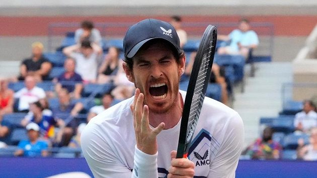 Andy Murray během prvního kola US Open. Andy Murray během prvního kola US Open.