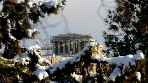Akropolis pod sněhem, ilustrační snímek. Akropolis pod sněhem, ilustrační snímek.