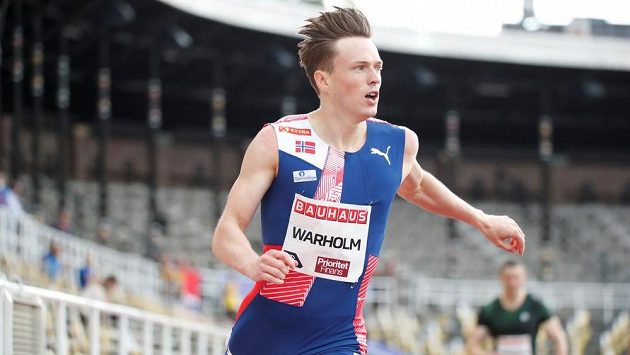 Nor Karsten Warholm ohrožoval ve Stockholmu světový rekord. Nor Karsten Warholm ohrožoval ve Stockholmu světový rekord.