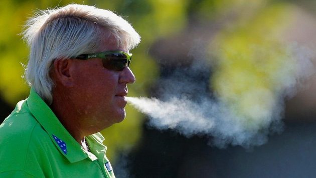 Golfer Daly fights cancer