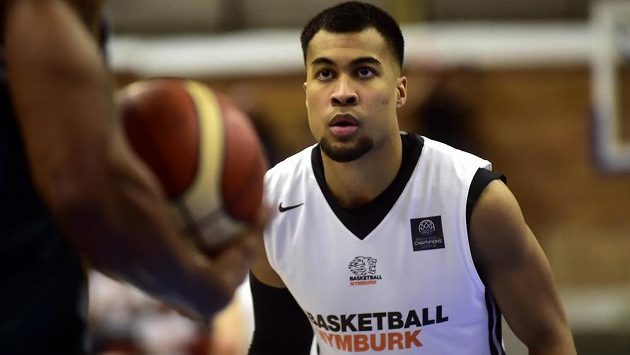 Stephen Holt z Nymburka. Stephen Holt z Nymburka.
