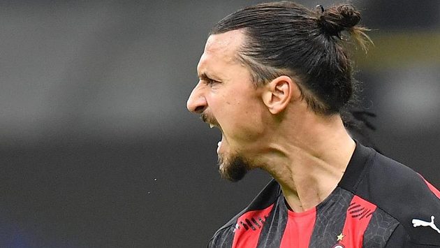 Zlatan Ibrahimovic potvrzuje v AC Milán i v 39 letech pověst kanonýra. Zlatan Ibrahimovic potvrzuje v AC Milán i v 39 letech pověst kanonýra.