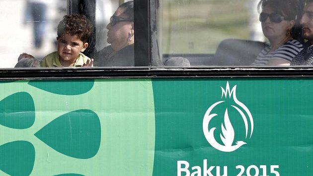 Autobus v dějišti Evropských her v Baku. Autobus v dějišti Evropských her v Baku.