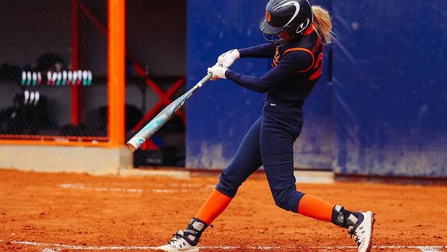 Softbalistky Joudrs dělí jedna výhra od mistrovského titulu. Softbalistky Joudrs dělí jedna výhra od mistrovského titulu.
