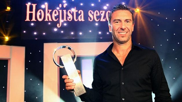 Petr Nedvěd při vyhlášení Hokejistou sezóny 2011/2012 Petr Nedvěd při vyhlášení Hokejistou sezóny 2011/2012