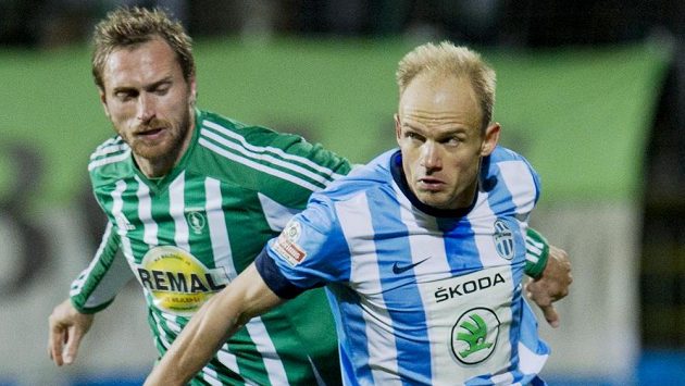 Mladoboleslavský záložník David Jarolím (vpravo) v utkání proti Bohemians Praha 1905. Mladoboleslavský záložník David Jarolím (vpravo) v utkání proti Bohemians Praha 1905.