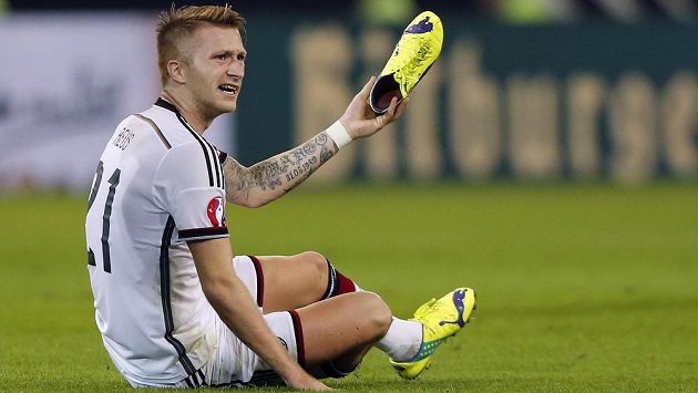 Německý záložník Marco Reus v kvalifikačním duelu ME proti Skotsku. Německý záložník Marco Reus v kvalifikačním duelu ME proti Skotsku.