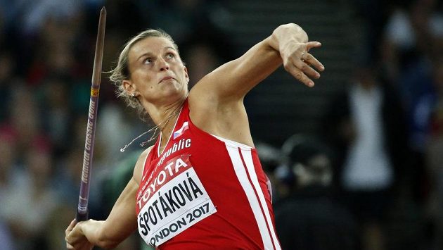 Barbora Špotáková v kvalifikaci oštěpařek. Barbora Špotáková v kvalifikaci oštěpařek.