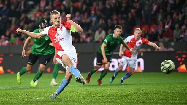 Slávista Tomáš Souček vymazal z penalty vedení Příbrami. Slávista Tomáš Souček vymazal z penalty vedení Příbrami.