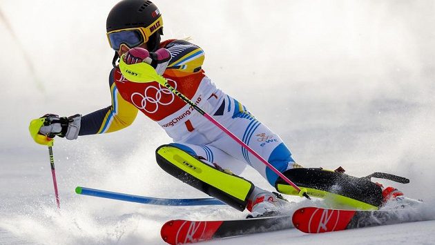 Frida Hansdotterové ze Švédska na trati olympijského slalomu. Frida Hansdotterové ze Švédska na trati olympijského slalomu.