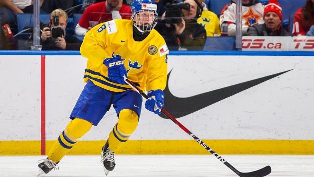 Nadaný ofenzivní bek Rasmus Dahlin takřka jistě spojí svou zámořskou kariéru s organizací Buffala Sabres. Nadaný ofenzivní bek Rasmus Dahlin takřka jistě spojí svou zámořskou kariéru s organizací Buffala Sabres.
