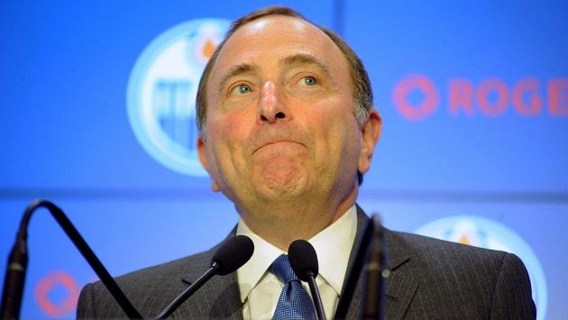Komisionář NHL Gary Bettman. Komisionář NHL Gary Bettman.