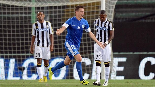 Liberecký obránce Ondřej Kušnír se raduje ze vstřelení branky do sítě Udine v úvodním utkání play off Evropské ligy. Liberecký obránce Ondřej Kušnír se raduje ze vstřelení branky do sítě Udine v úvodním utkání play off Evropské ligy.
