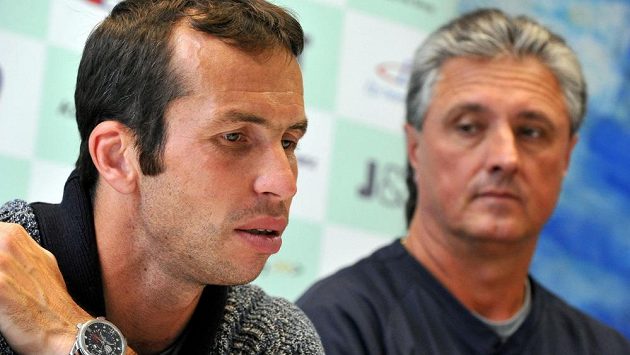 Radek Štěpánek (vlevo) by měl znovu patřit k oporám českého daviscupového týmu v semifinále proti Argentině Radek Štěpánek (vlevo) by měl znovu patřit k oporám českého daviscupového týmu v semifinále proti Argentině
