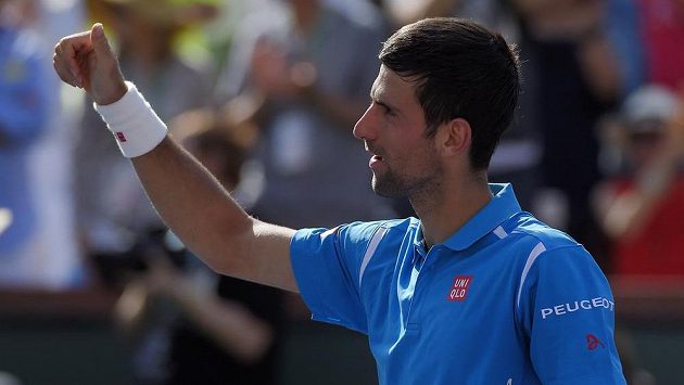 Radostné gesto Novaka Djokoviče po postupu přes Rafaela Nadala do finále tenisového turnaje v Indian Wells. Radostné gesto Novaka Djokoviče po postupu přes Rafaela Nadala do finále tenisového turnaje v Indian Wells.
