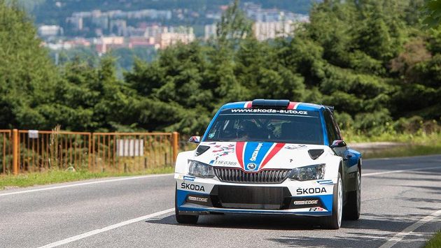 Jan Kopecký s vozem Škoda Fabia R5 při první etapě Rallye Bohemia. Jan Kopecký s vozem Škoda Fabia R5 při první etapě Rallye Bohemia.
