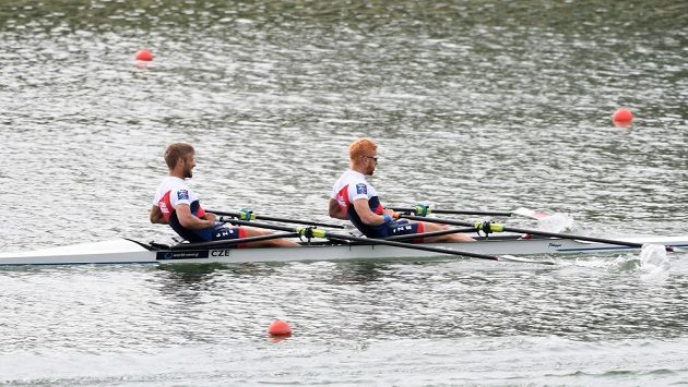 Jiří Šimánek a Miroslav Vraštil během semifinálové jízdy na MS. Jiří Šimánek a Miroslav Vraštil během semifinálové jízdy na MS.