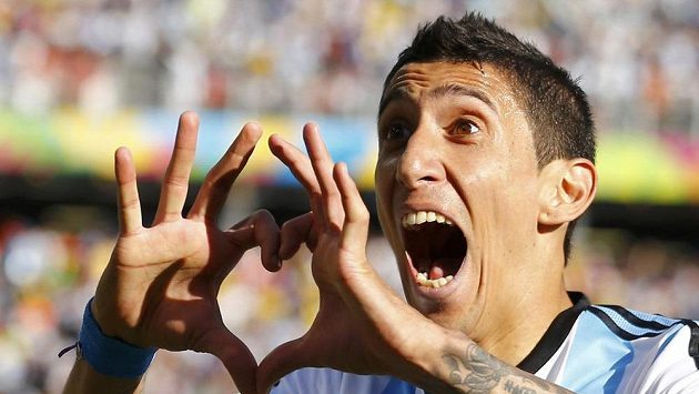 Argentinec Ángel Di María bude oblékat dres Manchesteru United. Argentinec Ángel Di María bude oblékat dres Manchesteru United.