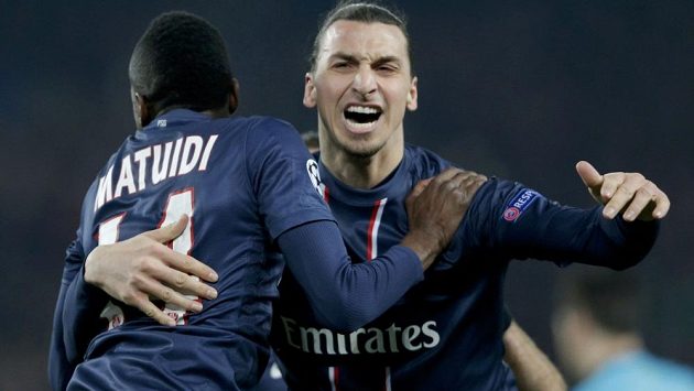 Zlatan Ibrahimovic a Blaise Matuidi z PSG svými trefami připravili favorizovanou Barcelonu o výhru. Zlatan Ibrahimovic a Blaise Matuidi z PSG svými trefami připravili favorizovanou Barcelonu o výhru.