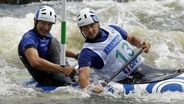 Zlatí deblkanoisté Jonáš Kašpar a Marek Šindler. Zlatí deblkanoisté Jonáš Kašpar a Marek Šindler.