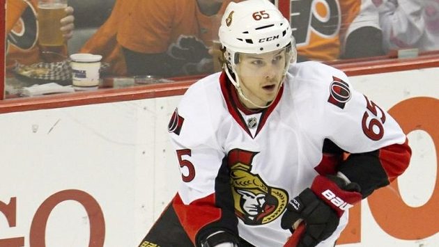 Švédský zadák Erik Karlsson ve službách Ottawy Švédský zadák Erik Karlsson ve službách Ottawy