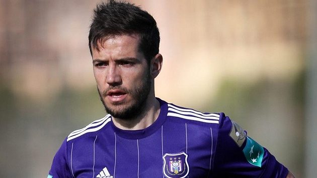 Pravý záložník či obránce Alexandru Chipciu je další potenciální posilou fotbalové Sparty. Pravý záložník či obránce Alexandru Chipciu je další potenciální posilou fotbalové Sparty.