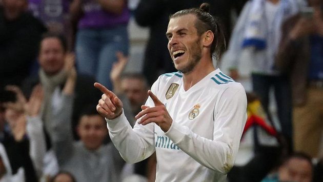 Fotbalisté Realu Madrid měli v duelu protu Celtě Vigo pořádně nabito. Jeden z gólů slaví Gareth Bale. Fotbalisté Realu Madrid měli v duelu protu Celtě Vigo pořádně nabito. Jeden z gólů slaví Gareth Bale.