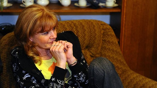 Eva Sáblíková závody své dcery hodně prožívá. Eva Sáblíková závody své dcery hodně prožívá.