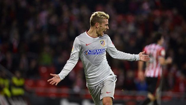 Útočník Atlétika Madrid Antoine Griezmann se raduje z branky do sítě Bilbaa. Útočník Atlétika Madrid Antoine Griezmann se raduje z branky do sítě Bilbaa.