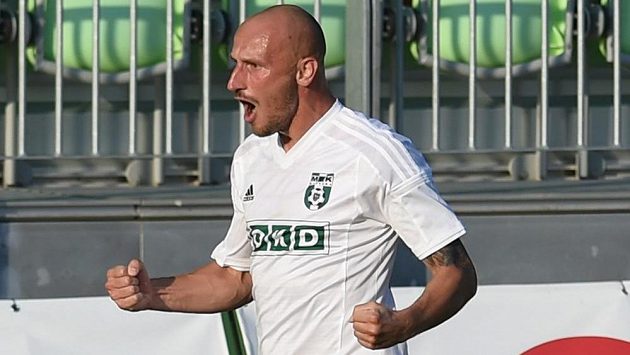 Marek Janečka z Karviné se raduje z gólu. Marek Janečka z Karviné se raduje z gólu.