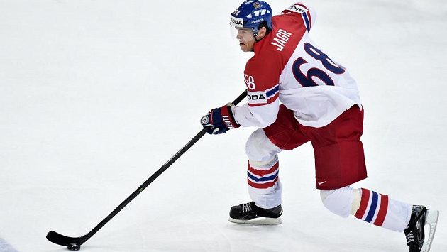 Jaromír Jágr během semifinále s Kanadou. Jaromír Jágr během semifinále s Kanadou.