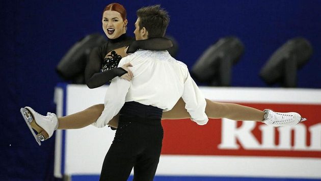 Britský taneční pár Olivia Smartová a Joseph Buckland na MS v Šanghaji. Britský taneční pár Olivia Smartová a Joseph Buckland na MS v Šanghaji.