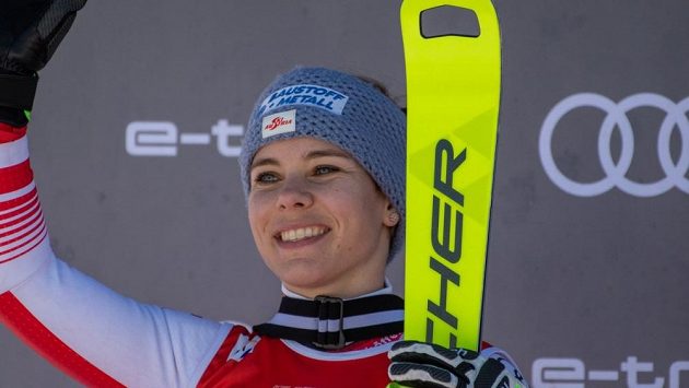 Rakouská sjezdařka Nicola Schmidhoferová se vrací do SP. Rakouská sjezdařka Nicola Schmidhoferová se vrací do SP.