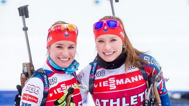 Sestry Paulína (vlevo) a Ivona Falkovy během tréninku v italské Anterselvě. Sestry Paulína (vlevo) a Ivona Falkovy během tréninku v italské Anterselvě.