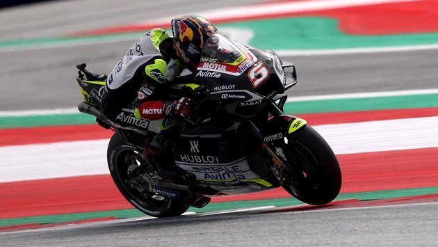 Francouzský jezdec Johann Zarco doplatil na hororovou nehodu v nedělní Velké ceně Rakouska silničních motocyklů zlomeným zápěstím. Třetí muž letošního brněnského závodu MotoGP bude muset podle webu šampionátu s pravou rukou na operaci. Francouzský jezdec Johann Zarco doplatil na hororovou nehodu v nedělní Velké ceně Rakouska silničních motocyklů zlomeným zápěstím. Třetí muž letošního brněnského závodu MotoGP bude muset podle webu šampionátu s pravou rukou na operaci.