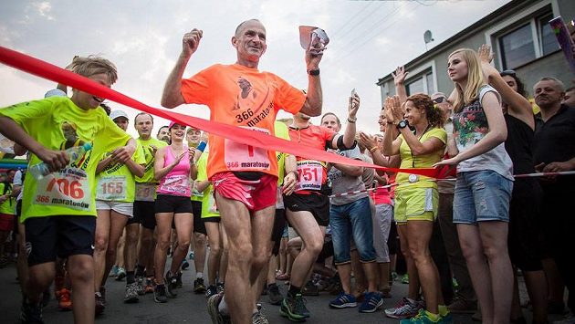Ryszard je král! 366. maratón v řadě je jeho! Ryszard je král! 366. maratón v řadě je jeho!