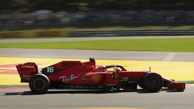 Charles Lecler z týmu Ferrari během prvního tréninku před Velkou cenou Belgie. Charles Lecler z týmu Ferrari během prvního tréninku před Velkou cenou Belgie.
