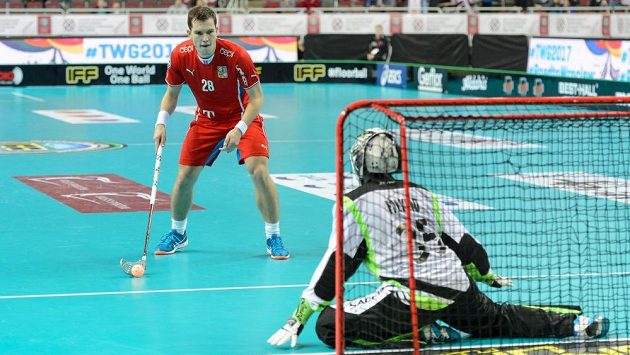 Matěj Jendrišák a jeho úspěšný nájezd v zápase mistrovství světa proti Norsku. Matěj Jendrišák a jeho úspěšný nájezd v zápase mistrovství světa proti Norsku.