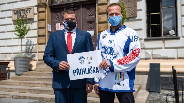 Hokejisté Kolína podali přihlášku do první hokejové ligy a představí se v druhé nejvyšší soutěži poprvé od sezony 1982/83. Hokejisté Kolína podali přihlášku do první hokejové ligy a představí se v druhé nejvyšší soutěži poprvé od sezony 1982/83.