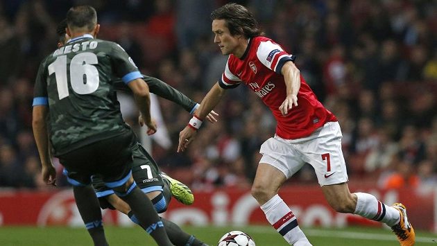 Záložník Arsenalu Tomáš Rosický. Záložník Arsenalu Tomáš Rosický.