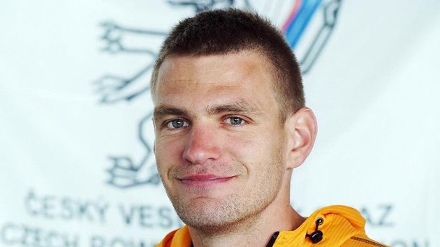 Ondřej Synek na tiskové konferenci v Praze k nadcházejícímu mistrovství Evropy ve veslování v polské Poznani. Ondřej Synek na tiskové konferenci v Praze k nadcházejícímu mistrovství Evropy ve veslování v polské Poznani.