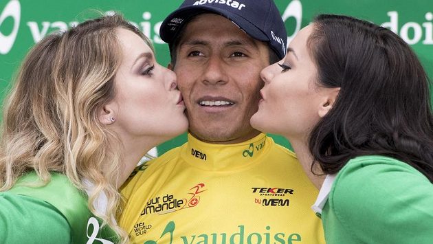 Kolumbijská hvězda stáje Movistar Nairo Quintana slaví triumf v etapovém závodu Kolem Romandie. Kolumbijská hvězda stáje Movistar Nairo Quintana slaví triumf v etapovém závodu Kolem Romandie.