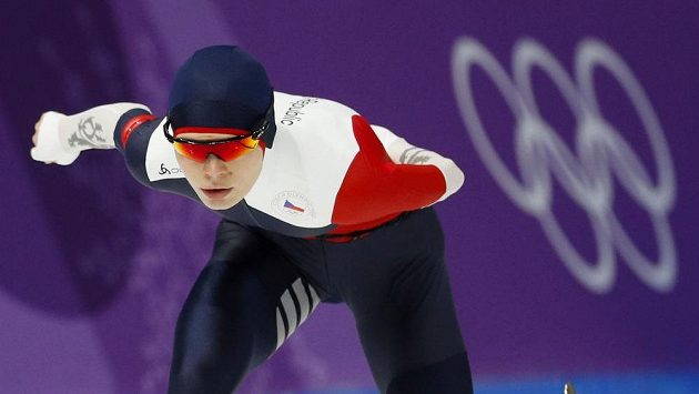 Česká rychlobruslařka Nikola Zdráhalová na tříkilometrové trati. Česká rychlobruslařka Nikola Zdráhalová na tříkilometrové trati.