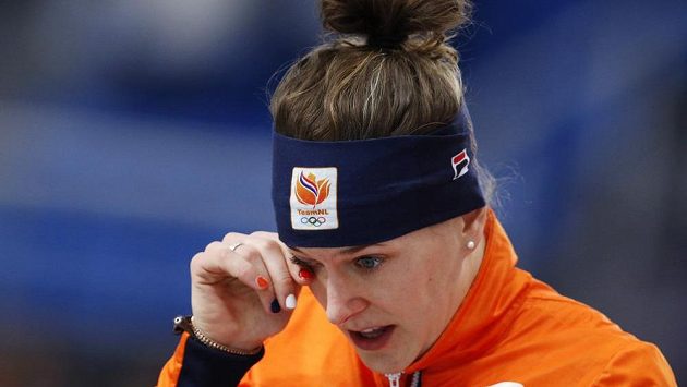 Ireen Wüstové bylo při slavnostním ceremoniálu do breku. Ireen Wüstové bylo při slavnostním ceremoniálu do breku.