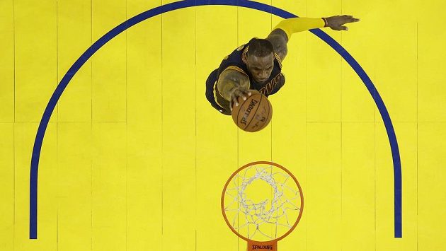 Basketbalista Clevelandu Cavaliers forward LeBron James ještě neví, jestli bude chtít hrát na olympiádě. Basketbalista Clevelandu Cavaliers forward LeBron James ještě neví, jestli bude chtít hrát na olympiádě.