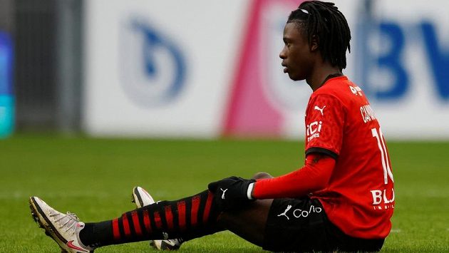 Real Madrid získal z Rennes francouzského záložníka Eduarda Camavingu. Real Madrid získal z Rennes francouzského záložníka Eduarda Camavingu.