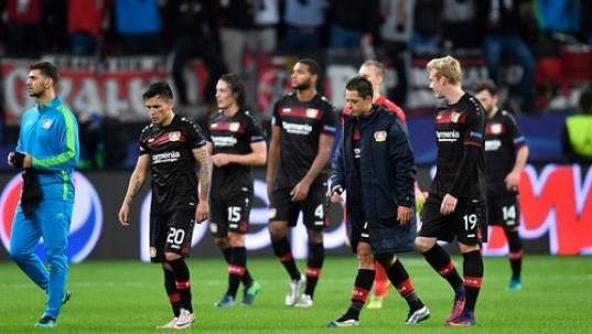 Fotbalisté Bayeru Leverkusen. Fotbalisté Bayeru Leverkusen.
