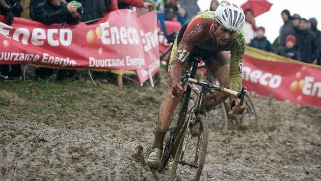 Cyklokrosař Martin Bína na závodě v Ronse. Cyklokrosař Martin Bína na závodě v Ronse.