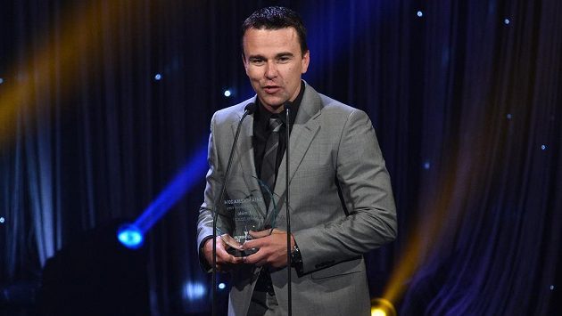 Hokejista Marek Židlický během vyhlášení ankety Zlatá hokejka. Hokejista Marek Židlický během vyhlášení ankety Zlatá hokejka.