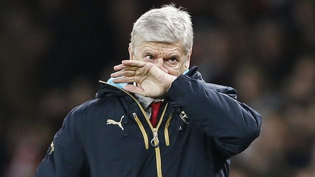 Kouč londýnského Arsenalu Arséne Wenger. Kouč londýnského Arsenalu Arséne Wenger.